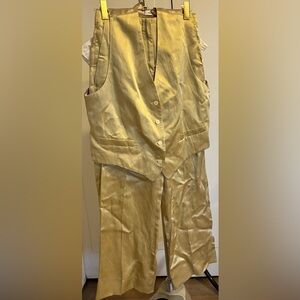 Sandro Elegant Cream and Gold Ensemble